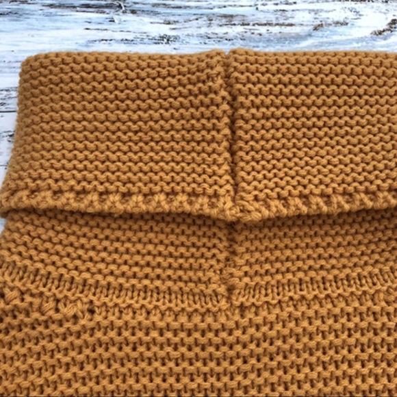 ☀️COMING SOON Chunky Knit Turtleneck Sweater - Picture 6 of 8